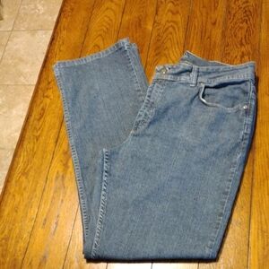 Riders By Lee Relaxed Fit Blue Jeans for Women.  Size 16 Long
